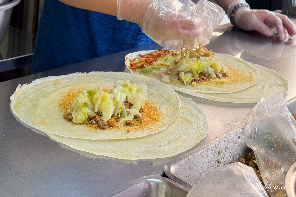 台中北屯|劉小姐潤餅.九號步道銅板美食,每日現做手工餅皮 @飛天璇的口袋 台中北屯|劉小姐潤餅.九號步道銅板美食,每日現做手工餅皮 @飛天璇的口袋