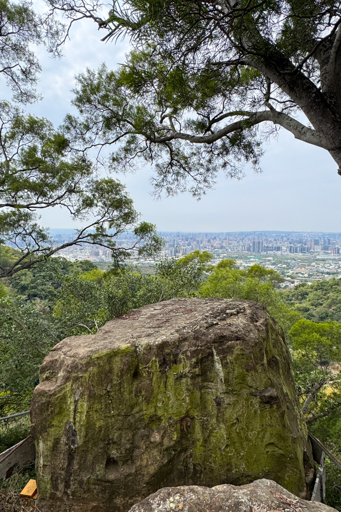 台中北屯|大坑6號步道.全長1.7公里沿途美景,經觀音亭到風洞石 @飛天璇的口袋 台中北屯|大坑6號步道.全長1.7公里沿途美景,經觀音亭到風洞石 @飛天璇的口袋