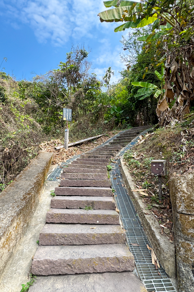 台中北屯｜大坑6號步道．全長1.7公里沿途美景，經觀音亭到風洞石 @飛天璇的口袋
