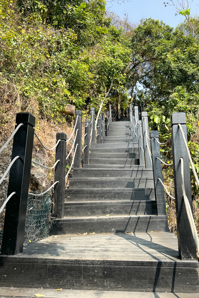 台中北屯｜大坑8號登山步道．沿途經相思木棧道，終點連接風動石公園 @飛天璇的口袋