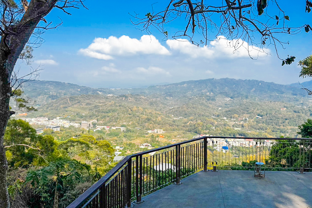 台中北屯｜大坑6號步道．全長1.7公里沿途美景，經觀音亭到風洞石 @飛天璇的口袋