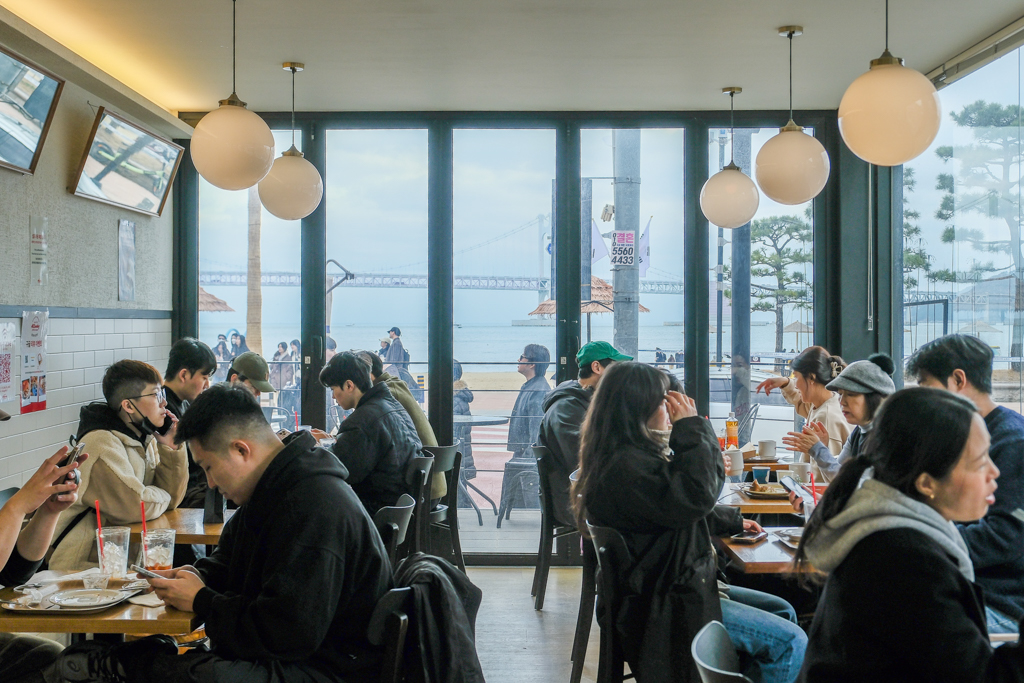 韓國釜山｜All Sunday Bagel．釜山的好吃貝果店，對面就是超美廣安里海灘 @飛天璇的口袋