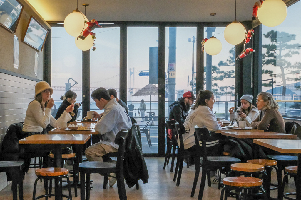 韓國釜山｜All Sunday Bagel．釜山的好吃貝果店，對面就是超美廣安里海灘 @飛天璇的口袋