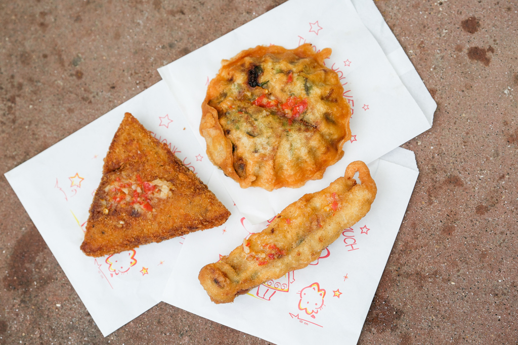 苗栗通霄|東北香粑粑.白沙屯人氣排隊店,根本就是中國版的蚵嗲 @飛天璇的口袋 苗栗通霄|東北香粑粑.白沙屯人氣排隊店,根本就是中國版的蚵嗲 @飛天璇的口袋