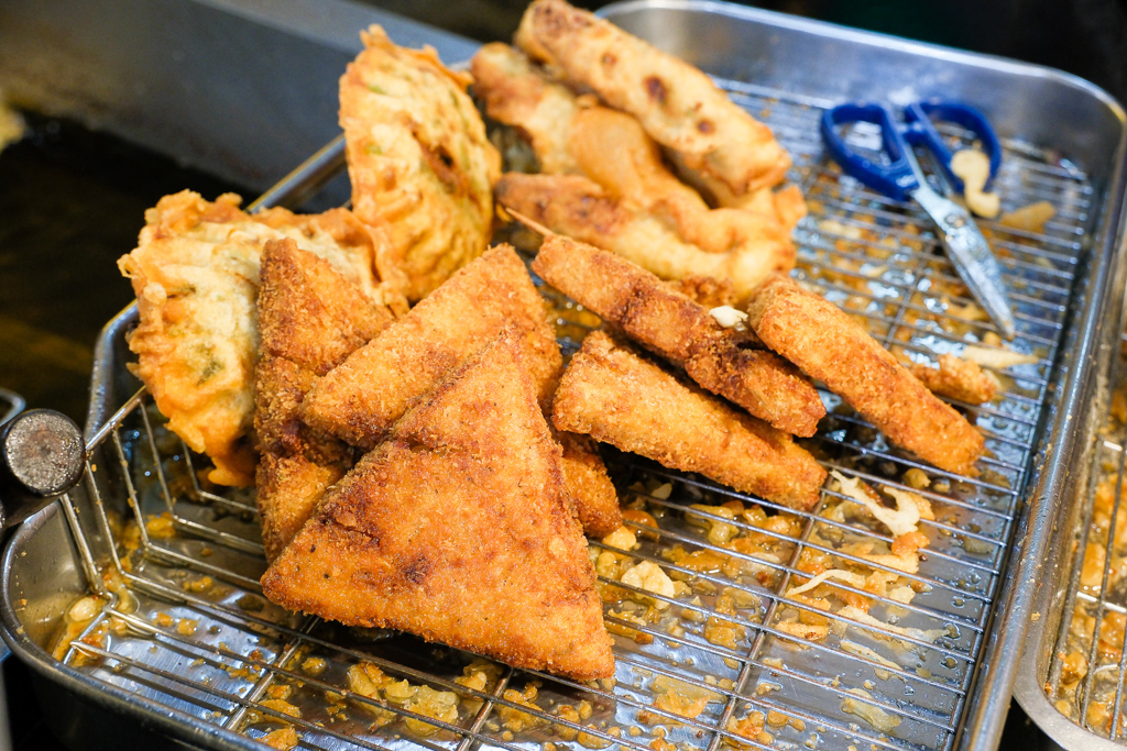 苗栗通霄|東北香粑粑.白沙屯人氣排隊店,根本就是中國版的蚵嗲 @飛天璇的口袋 苗栗通霄|東北香粑粑.白沙屯人氣排隊店,根本就是中國版的蚵嗲 @飛天璇的口袋