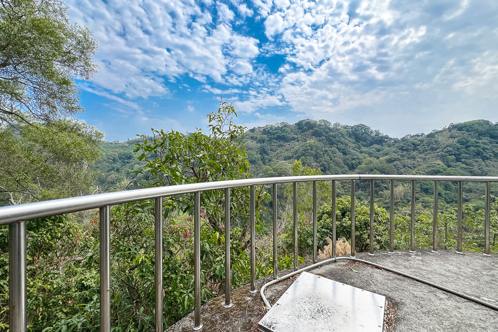 台中潭子｜新田登山步道．挑戰1063階木棧階梯．編號40小百岳聚興山 @飛天璇的口袋