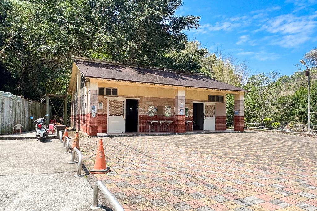 台中潭子｜新田登山步道．挑戰1063階木棧階梯．編號40小百岳聚興山 @飛天璇的口袋