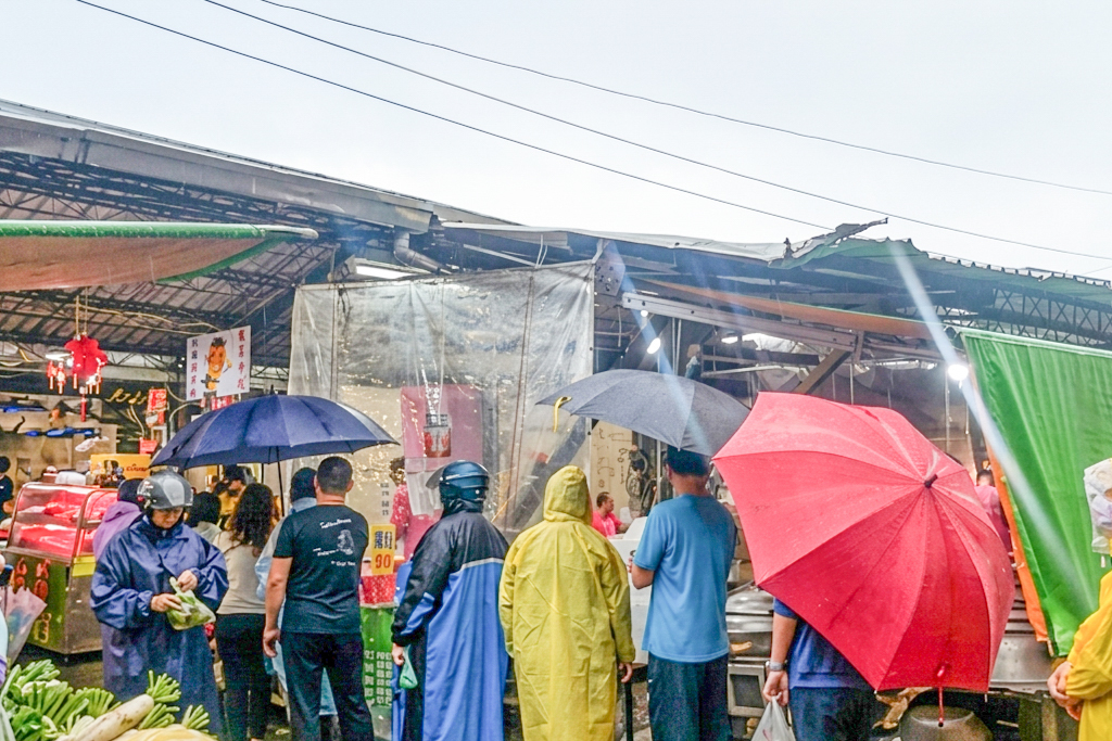 彰化北斗｜潤餅輝．傳承第五代創業近90年，清明節從凌晨排到半夜 @飛天璇的口袋