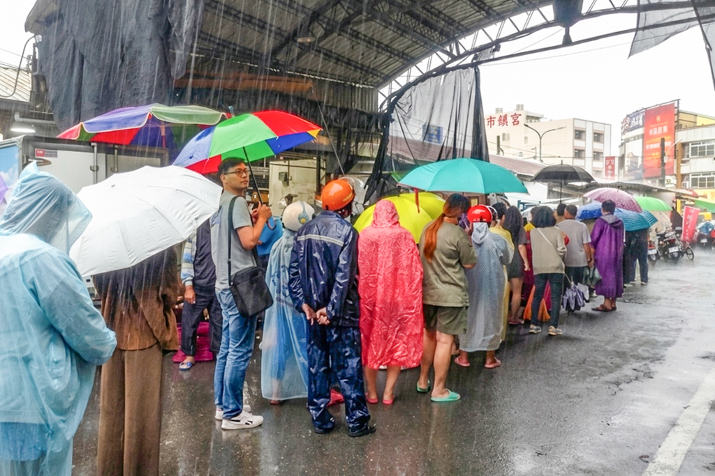 彰化北斗｜潤餅輝．傳承第五代創業近90年，清明節從凌晨排到半夜 @飛天璇的口袋