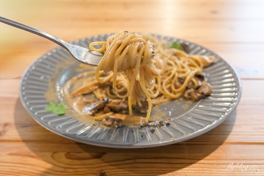 台中西區｜Pasta LAbbito．日本職人老闆一人餐廳，月底開放訂位就秒殺 @飛天璇的口袋