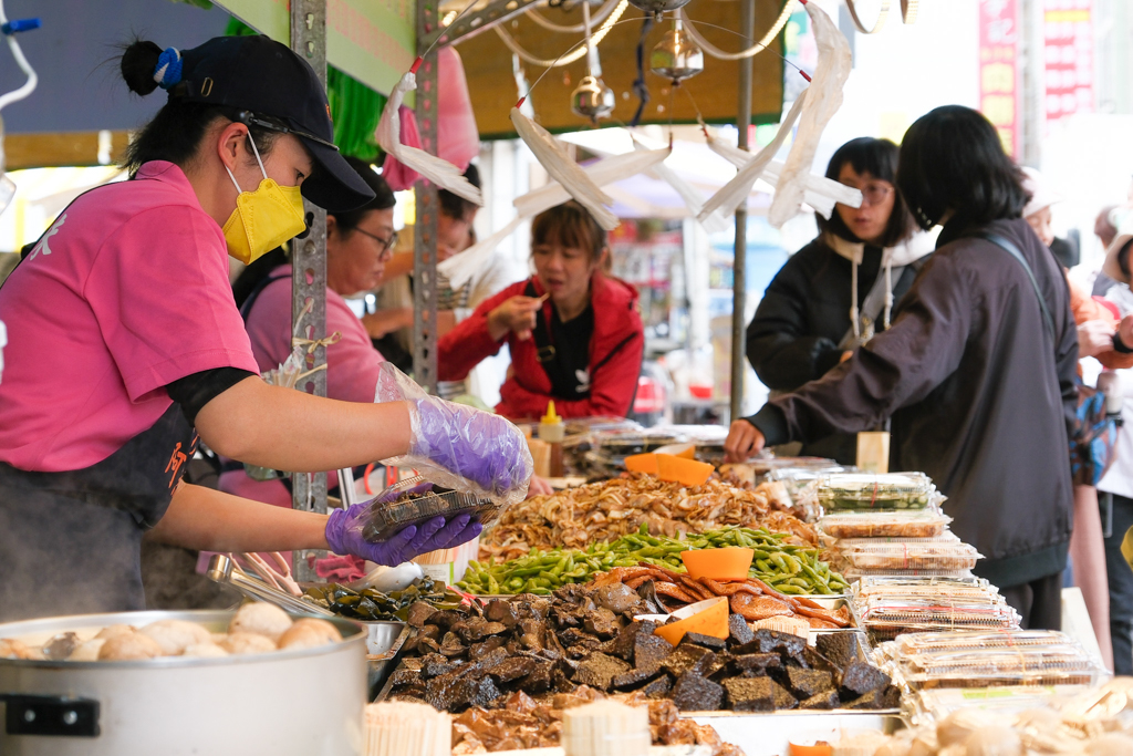 【鍋寶氣炸烤箱】鍋寶數位氣炸烤箱22L-贈配件組+湯鍋組，氣炸鍋、烤箱、燉鍋、果乾機、麵包機、燒烤盤&hellip;六機合一功能。 @飛天璇的口袋