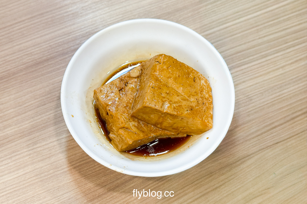 台中西區｜夜間部爌肉飯．台中米其林必比登推薦，公益路商圈宵夜美食 @飛天璇的口袋