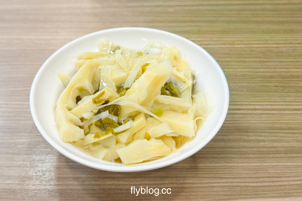 台中西區｜夜間部爌肉飯．台中米其林必比登推薦，公益路商圈宵夜美食 @飛天璇的口袋