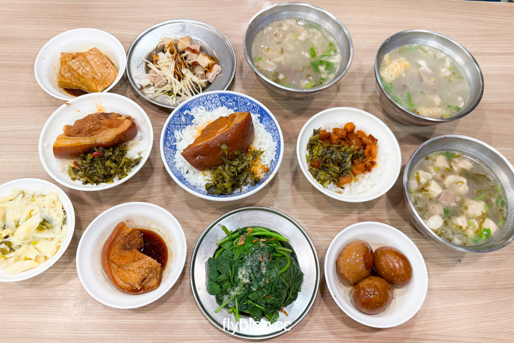 台中西區｜夜間部爌肉飯．台中米其林必比登推薦，公益路商圈宵夜美食 @飛天璇的口袋