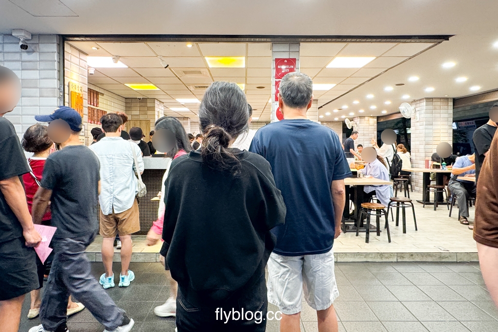 台中西區｜夜間部爌肉飯．台中米其林必比登推薦，公益路商圈宵夜美食 @飛天璇的口袋