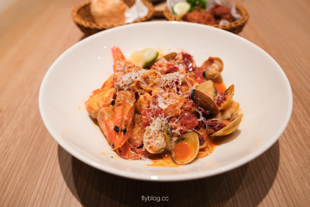 台中北屯｜Woosa 屋莎洋食鬆餅屋 台中漢神店．必吃雲朵舒芙蕾鬆餅，台灣在地日式洋食餐廳 @飛天璇的口袋