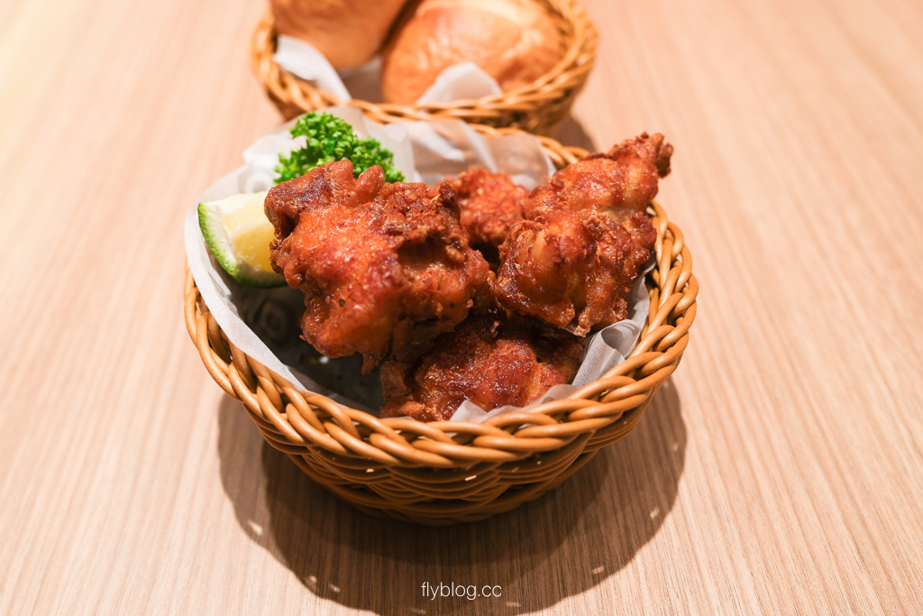 台中北屯｜Woosa 屋莎洋食鬆餅屋 台中漢神店．必吃雲朵舒芙蕾鬆餅，台灣在地日式洋食餐廳 @飛天璇的口袋