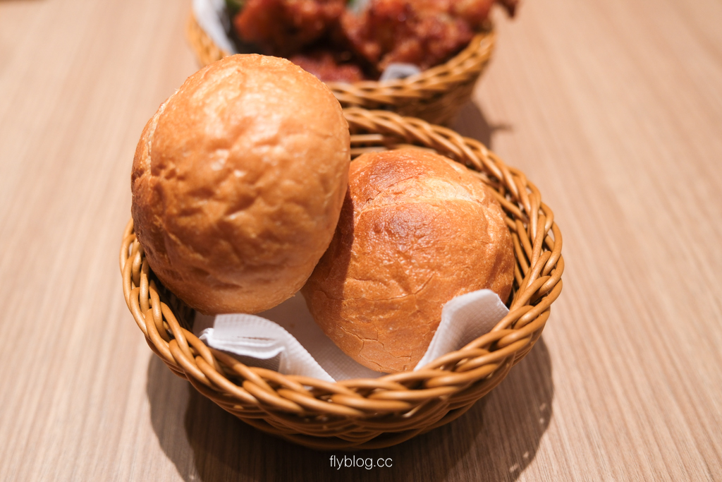 台中北屯｜Woosa 屋莎洋食鬆餅屋 台中漢神店．必吃雲朵舒芙蕾鬆餅，台灣在地日式洋食餐廳 @飛天璇的口袋