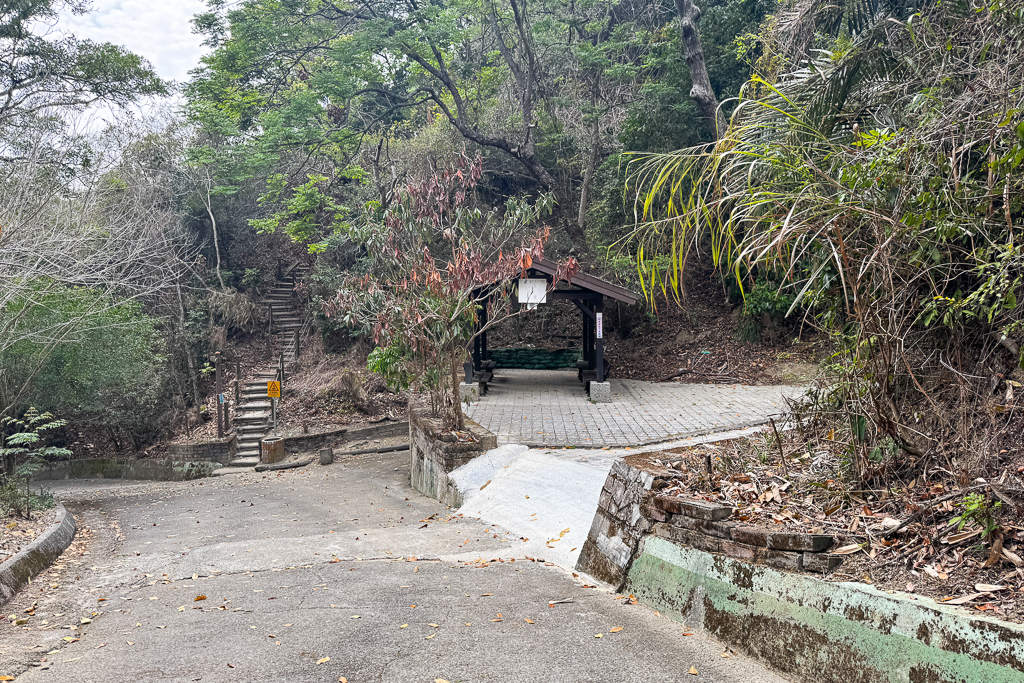 台中潭子｜新田登山步道．挑戰1063階木棧階梯．編號40小百岳聚興山 @飛天璇的口袋