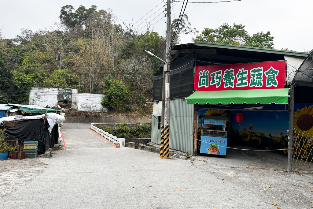 台中北屯｜南觀音山登山步道．編號42小百岳就在台中市區，必拍打卡點黃金佛手 @飛天璇的口袋