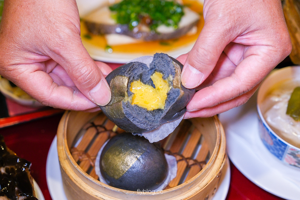 台中南屯｜有春茶館．
