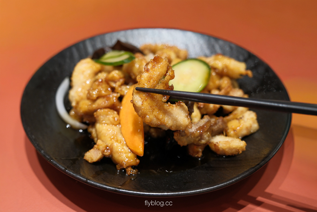 台中北屯｜春香飯店．漢神洲際韓式中華料理新品牌，酢醬麵、糖醋肉、乾烹雞吃得到 @飛天璇的口袋