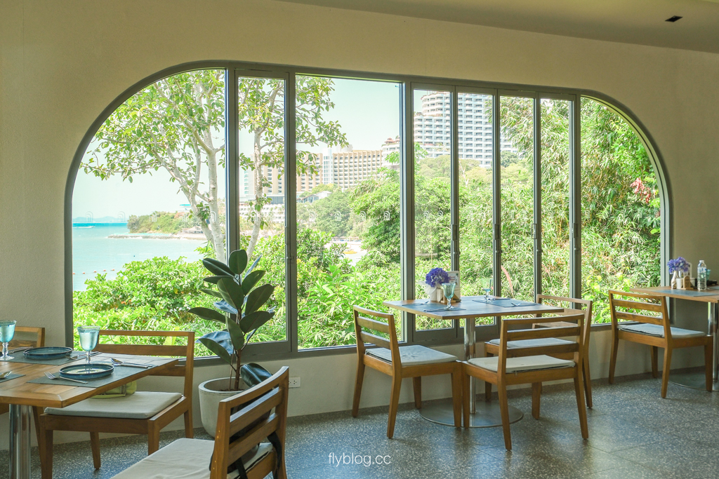 泰國芭達雅｜Kliff Beach Club．小巧精緻海景咖啡廳，享用下午茶與晚餐的絕佳選擇 @飛天璇的口袋