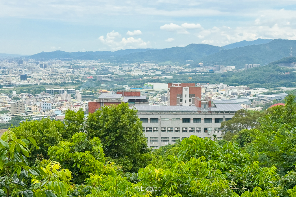 台中霧峰｜阿罩霧步道．360度慶堡觀景平台，順遊46號小百岳阿罩霧山 @飛天璇的口袋
