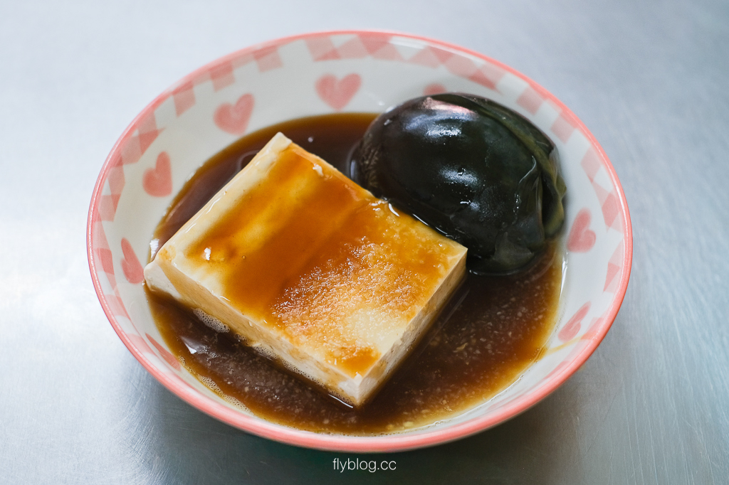 嘉義西區｜涼麵四味果汁文化店．涼麵 果汁=絕配？在地傳承50年的美味