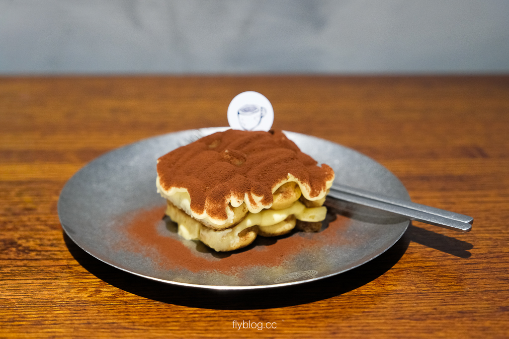 台中北屯｜古侘咖啡．北屯隱藏版質感咖啡館，手作甜點與義式咖啡的絕佳饗宴 @飛天璇的口袋