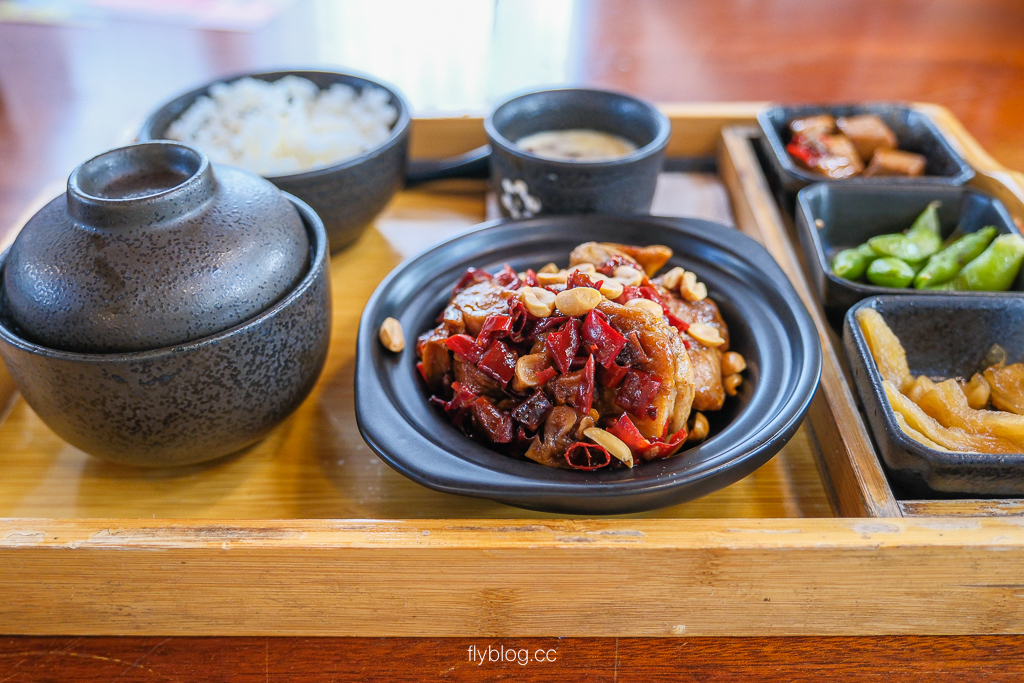 桃園觀音｜好客食堂．崙坪文化地景園區景觀餐廳，道地客家美食還有牛汶水 @飛天璇的口袋