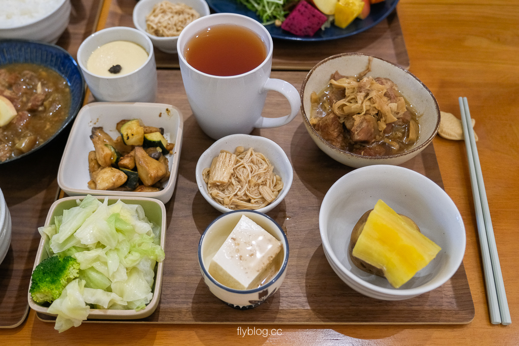 台中北區｜曉曉家．Line預約才吃得到，台中家常料理 @飛天璇的口袋