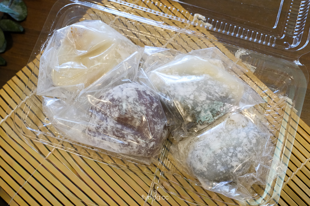 苗栗泰安｜清安秋菊手工麻糬．洗水坑豆腐街美食，現做的客家麻糬