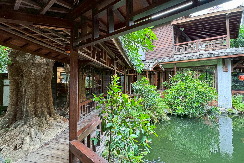 台中南屯｜無為草堂．台中鬧區的世外桃源，米其林綠星的中式茶館