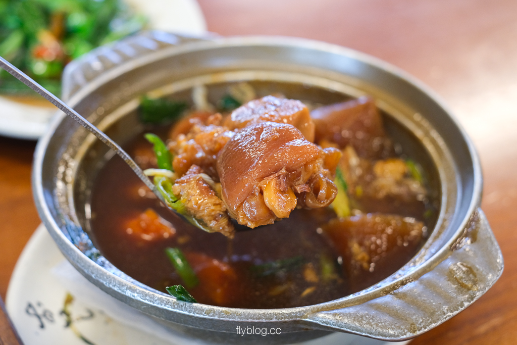 台中北屯｜三本茶藝館．大坑地區人氣美食，用料實在、服務貼心的古厝用餐體驗 @飛天璇的口袋