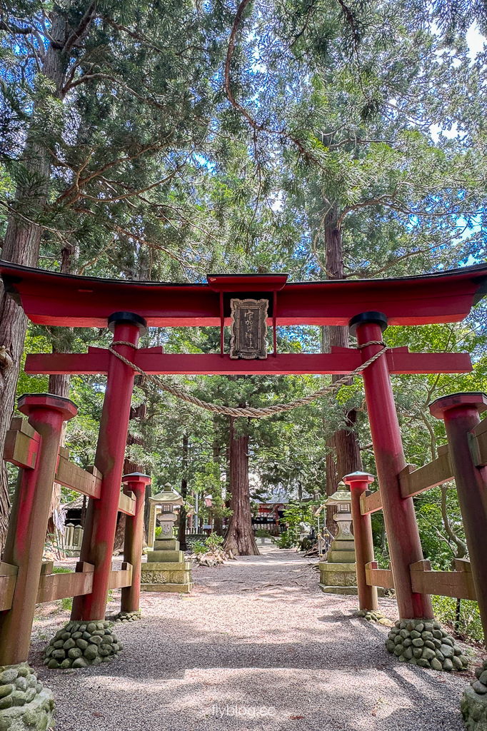 日本長野｜野尻湖．探索瑟琶島上的宇賀神社，湖底為史前化石與石器發掘地 @飛天璇的口袋