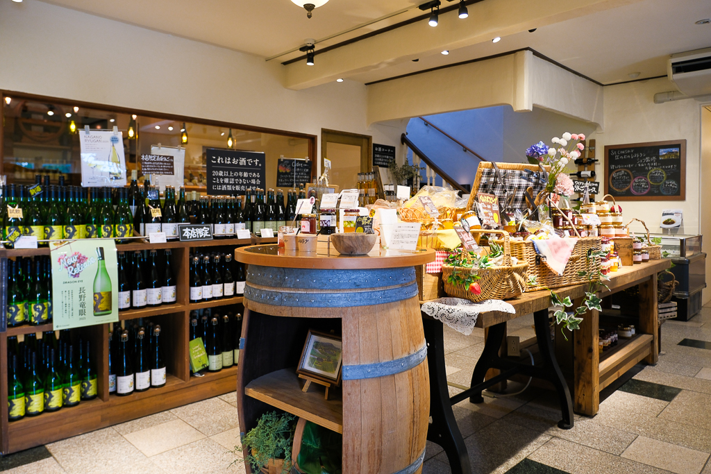 日本長野|久世福商店 本店 St. Cousair Winery.歐式莊園裡的美味探險,長野必訪美食景點 @飛天璇的口袋 日本長野|久世福商店 本店 St. Cousair Winery.歐式莊園裡的美味探險,長野必訪美食景點 @飛天璇的口袋