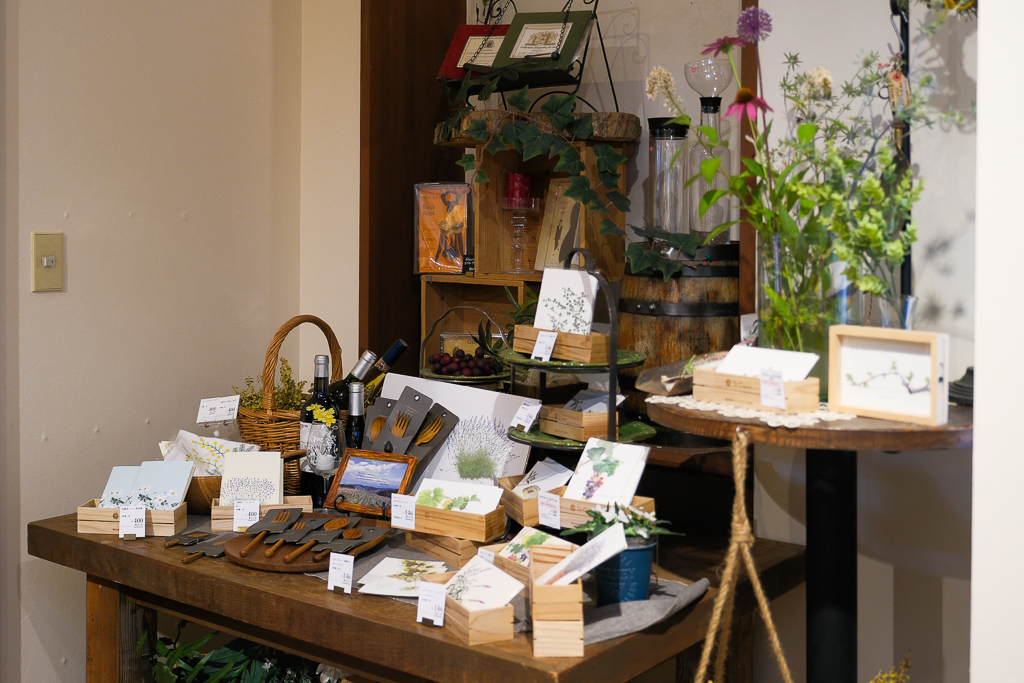 日本長野|久世福商店 本店 St. Cousair Winery.歐式莊園裡的美味探險,長野必訪美食景點 @飛天璇的口袋 日本長野|久世福商店 本店 St. Cousair Winery.歐式莊園裡的美味探險,長野必訪美食景點 @飛天璇的口袋