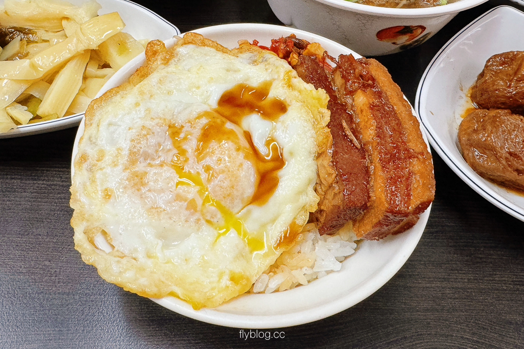 台中北區｜南屯蕭爌肉飯．24小時爌肉飯朝聖！中清路限定美味，深夜肚子餓也不怕 @飛天璇的口袋