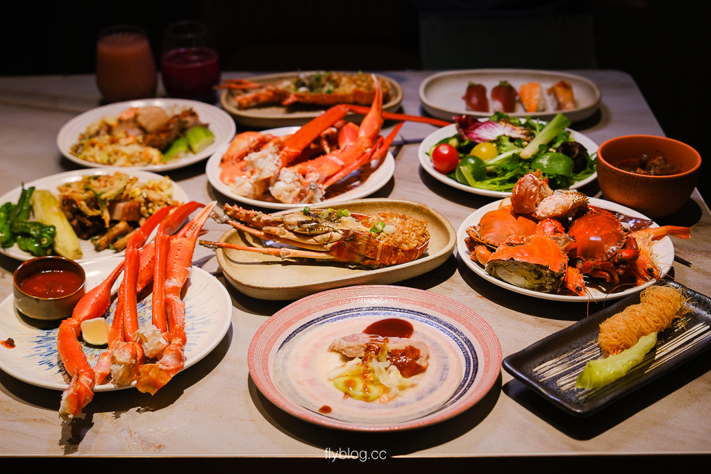台中中區｜蜜藏地瓜，台中第二市場人氣美食，懷念的古早味小吃蜜地瓜 @飛天璇的口袋