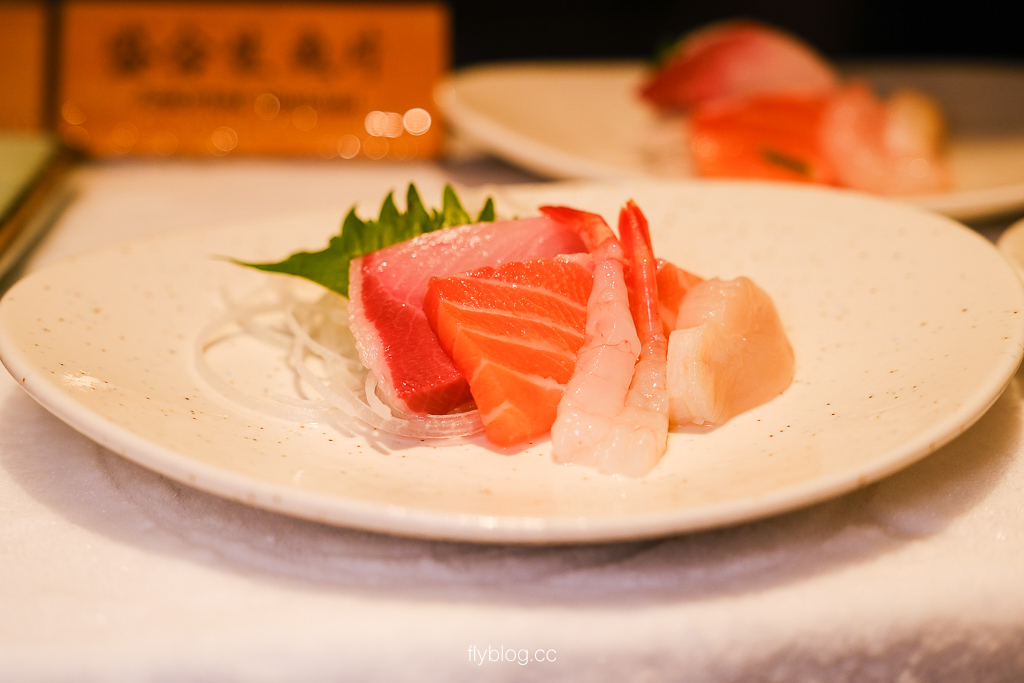 台中北屯「島語」漢神洲際店|必吃龍蝦、海鮮吃到飽全攻略!訂位、價位、交通、必點菜色全解析 @飛天璇的口袋 台中北屯「島語」漢神洲際店|必吃龍蝦、海鮮吃到飽全攻略!訂位、價位、交通、必點菜色全解析 @飛天璇的口袋