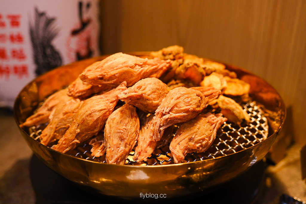 台中北屯「島語」漢神洲際店｜必吃龍蝦、海鮮吃到飽全攻略！訂位、價位、交通、必點菜色全解析 @飛天璇的口袋