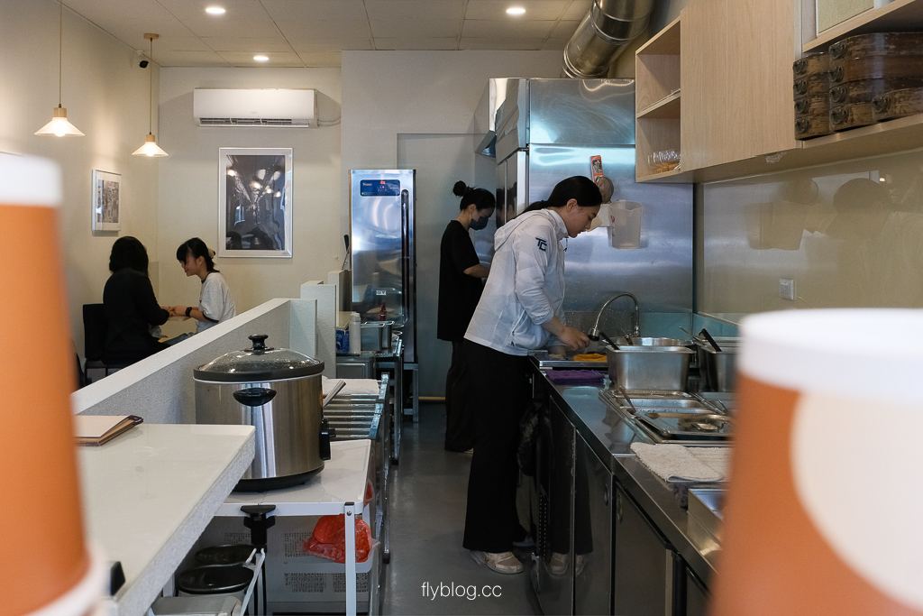 台中中區｜二沙堂湯圓專賣．第二市場古早味冰品，古早味湯圓冰和燒麻糬 @飛天璇的口袋