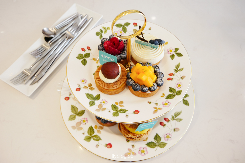 桃園美食｜日京屋 Niikyoya Patisserie．必吃限定水果泡芙、法式水果塔，桃園下午茶首選！ @飛天璇的口袋