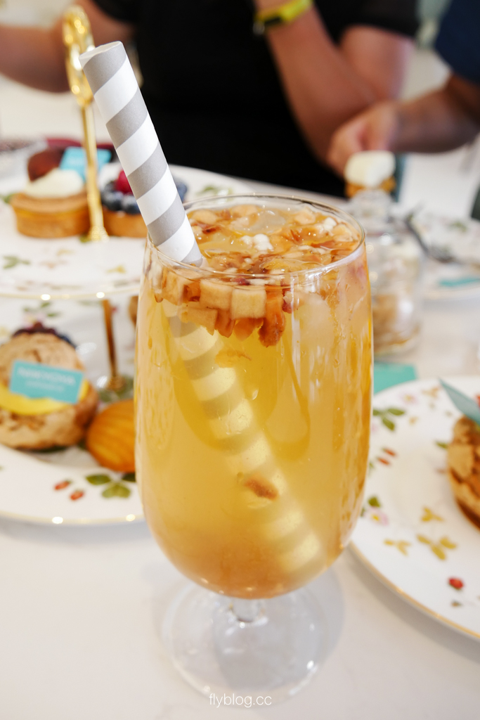桃園美食｜日京屋 Niikyoya Patisserie．必吃限定水果泡芙、法式水果塔，桃園下午茶首選！ @飛天璇的口袋