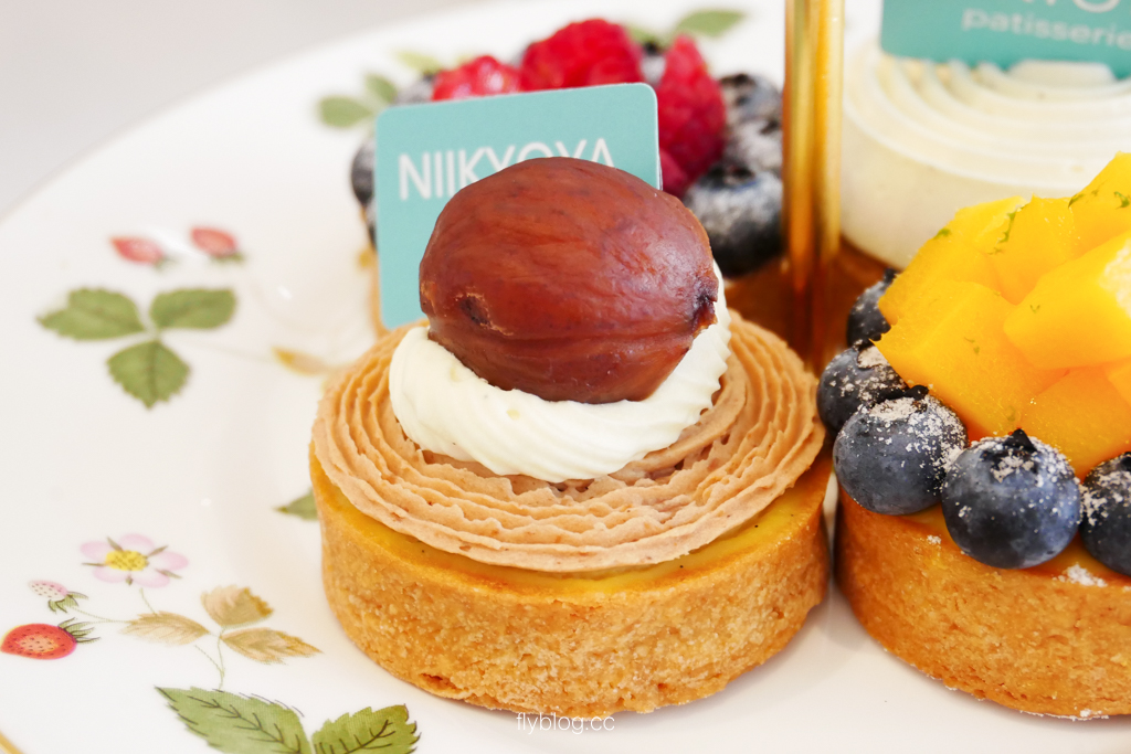 桃園美食｜日京屋 Niikyoya Patisserie．必吃限定水果泡芙、法式水果塔，桃園下午茶首選！ @飛天璇的口袋