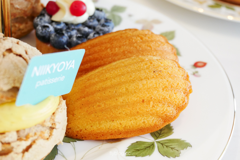 桃園美食｜日京屋 Niikyoya Patisserie．必吃限定水果泡芙、法式水果塔，桃園下午茶首選！ @飛天璇的口袋