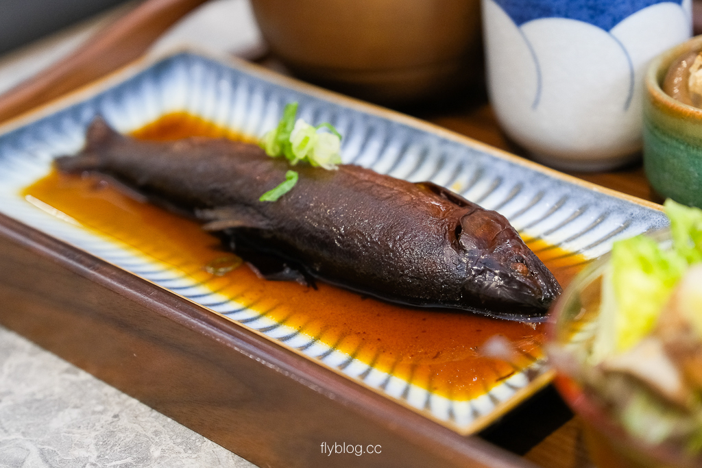 台中北區｜MOBU CAFE．原Supple甜點工作室，有定食也有咖啡甜點 @飛天璇的口袋