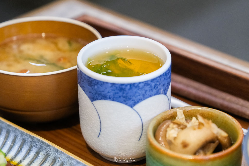 台中北區｜MOBU CAFE．原Supple甜點工作室，有定食也有咖啡甜點 @飛天璇的口袋