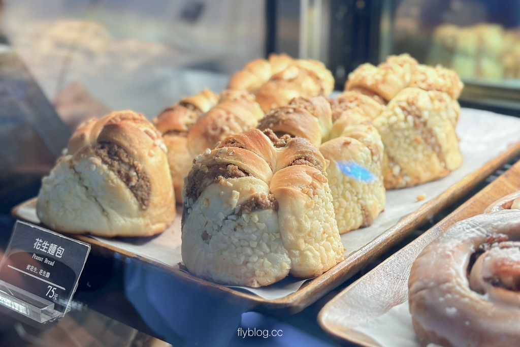 台北中正｜上島珈琲店 站前店．早午餐185元起附飲料，台北車站不限時咖啡館 @飛天璇的口袋